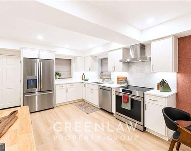 3250 Wynn Drive - Photo Thumbnail 7