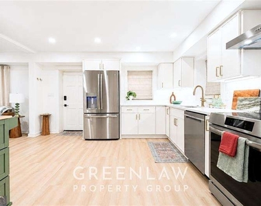3250 Wynn Drive - Photo Thumbnail 5