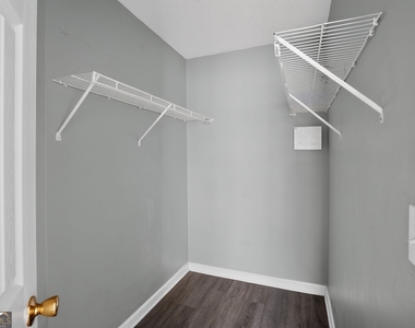 132 Hawkeye Lane - Photo Thumbnail 14