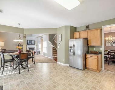 1032 Gather Drive - Photo Thumbnail 4