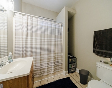 358 Clifford Avenue - Photo Thumbnail 8