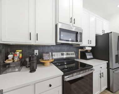 2360 Rex Drive - Photo Thumbnail 3