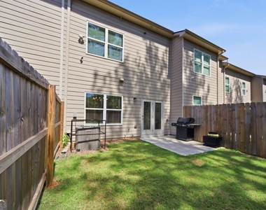 2360 Rex Drive - Photo Thumbnail 21