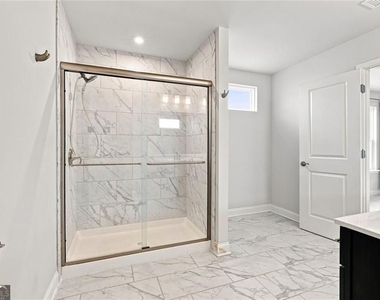 406 Riverclub Road - Photo Thumbnail 25