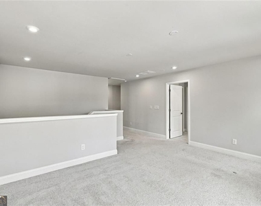 406 Riverclub Road - Photo Thumbnail 33