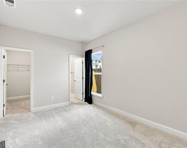 406 Riverclub Road - Photo Thumbnail 38