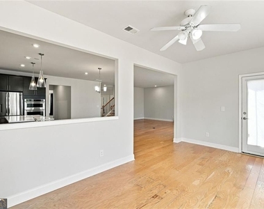 406 Riverclub Road - Photo Thumbnail 9