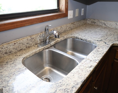 5461 Park Place - Photo Thumbnail 9