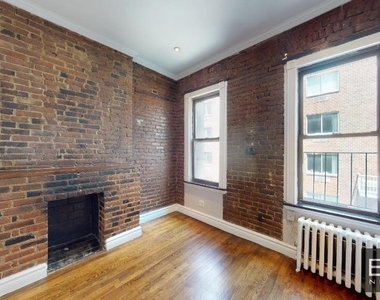 East 23rd Street - Photo Thumbnail 1