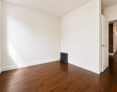 186 Claremont Avenue - Photo Thumbnail 9
