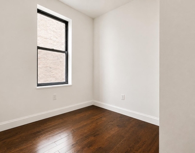 186 Claremont Avenue - Photo Thumbnail 10