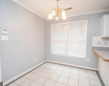 110 Sheldon Way - Photo Thumbnail 10