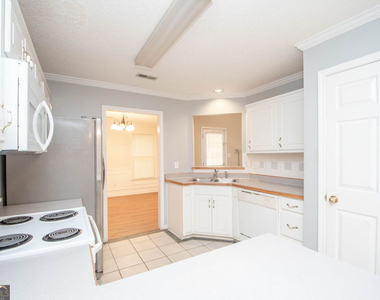 110 Sheldon Way - Photo Thumbnail 12
