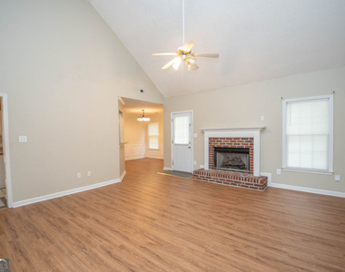 110 Sheldon Way - Photo Thumbnail 3