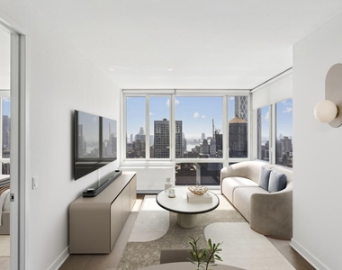 5th Ave - Photo Thumbnail 6