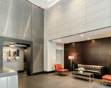 155 West 21st Street - Photo Thumbnail 5