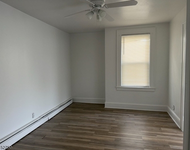545 Newark Ave - Photo Thumbnail 2