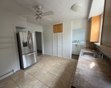 545 Newark Ave - Photo Thumbnail 19