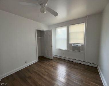 545 Newark Ave - Photo Thumbnail 10