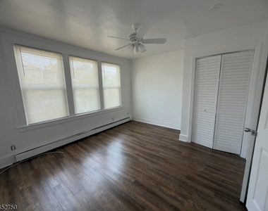 545 Newark Ave - Photo Thumbnail 5