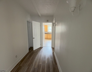 545 Newark Ave - Photo Thumbnail 8