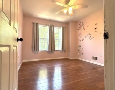 36 Mindy Dr - Photo Thumbnail 18