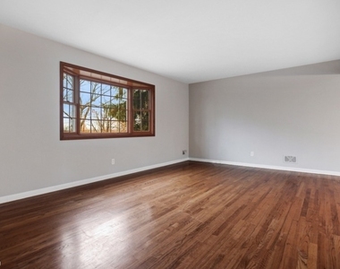 28 Bear Brook Ln - Photo Thumbnail 1