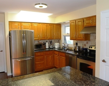 38 Valley View Drive - Photo Thumbnail 4