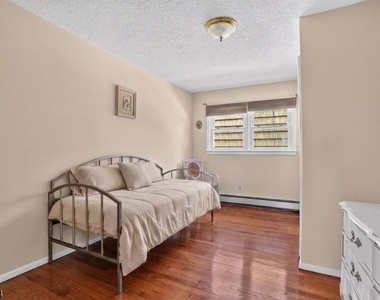 200 N 18th St - Photo Thumbnail 8