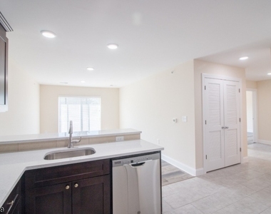 1664 Stuyvesant Ave - Photo Thumbnail 6