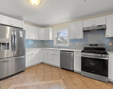 762 Valley Street12 - Photo Thumbnail 7