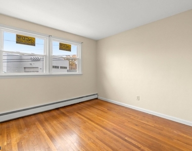 762 Valley Street12 - Photo Thumbnail 15