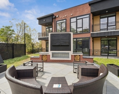 140 W Webster Ave - Photo Thumbnail 14