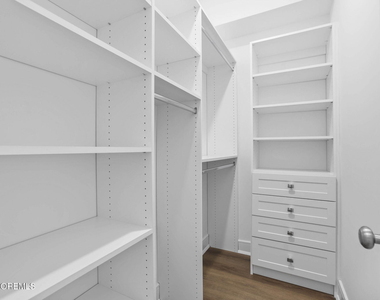 112 Brighton Avenue - Photo Thumbnail 14
