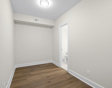 112 Brighton Avenue - Photo Thumbnail 16