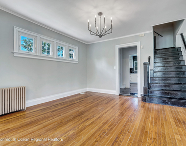 110 Monmouth Drive - Photo Thumbnail 13