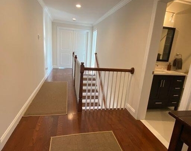 312 6th Avenue - Photo Thumbnail 13