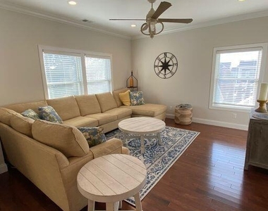312 6th Avenue - Photo Thumbnail 9