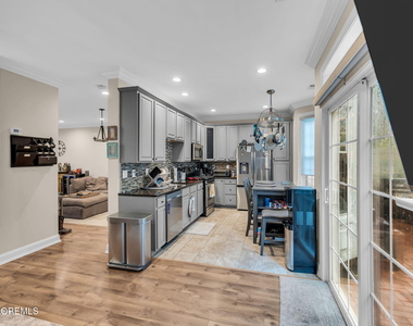 196 Shinnecock Drive - Photo Thumbnail 9