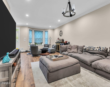 196 Shinnecock Drive - Photo Thumbnail 4