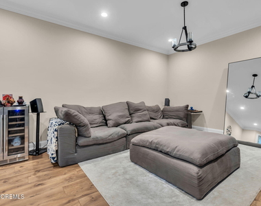 196 Shinnecock Drive - Photo Thumbnail 5
