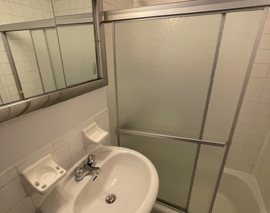 East 84 Street - Photo Thumbnail 1