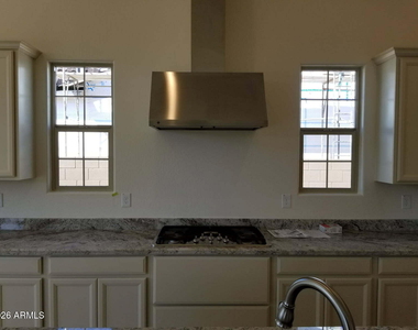 2307 E Mahogany Place - Photo Thumbnail 7