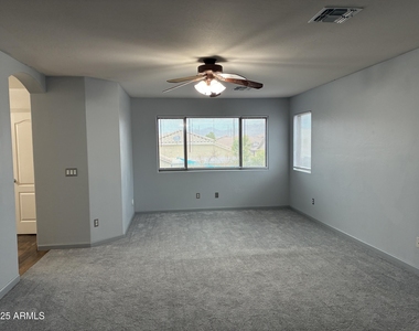 25550 W Pioneer Street - Photo Thumbnail 15