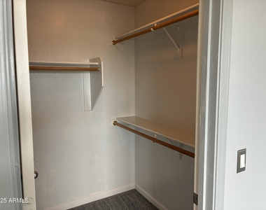 25550 W Pioneer Street - Photo Thumbnail 30
