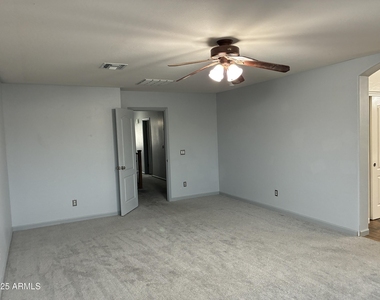 25550 W Pioneer Street - Photo Thumbnail 17