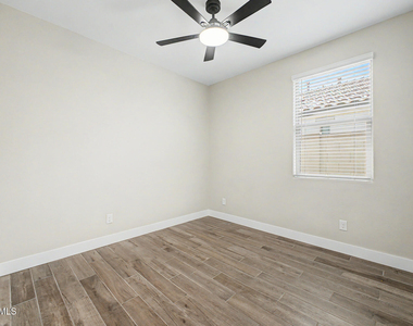 9701 E Spiral Avenue - Photo Thumbnail 19