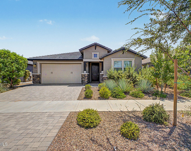 9701 E Spiral Avenue - Photo Thumbnail 1