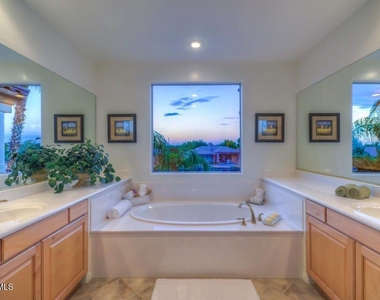 1690 W Bartlett Way - Photo Thumbnail 14