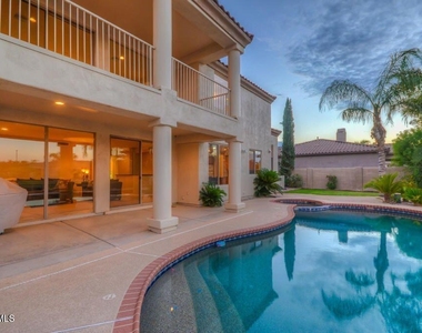 1690 W Bartlett Way - Photo Thumbnail 24